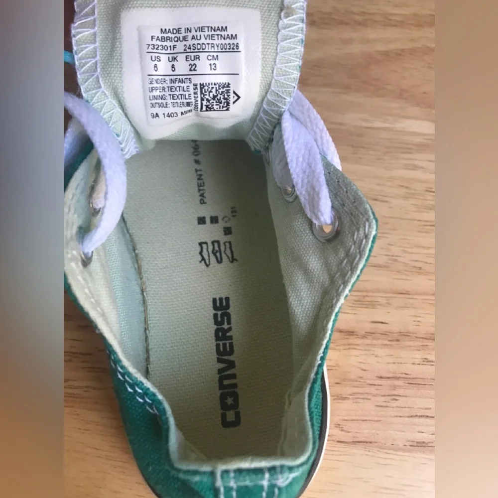 Converse Chuck Taylor Ox Low Sneaker Green Size: US Toddler 6 EUR 22 CM 13